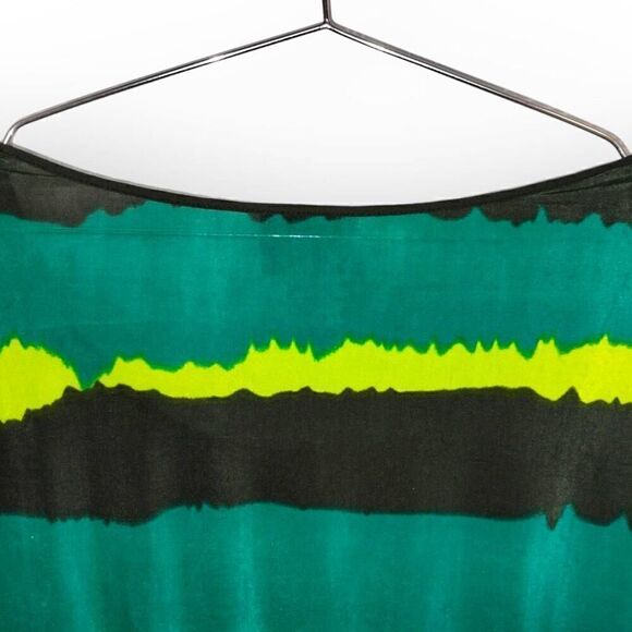 ECI Womens Top Sz Large Green Red Black Relaxed Jersey Short Sleeves Casual - Picture 5 of 13